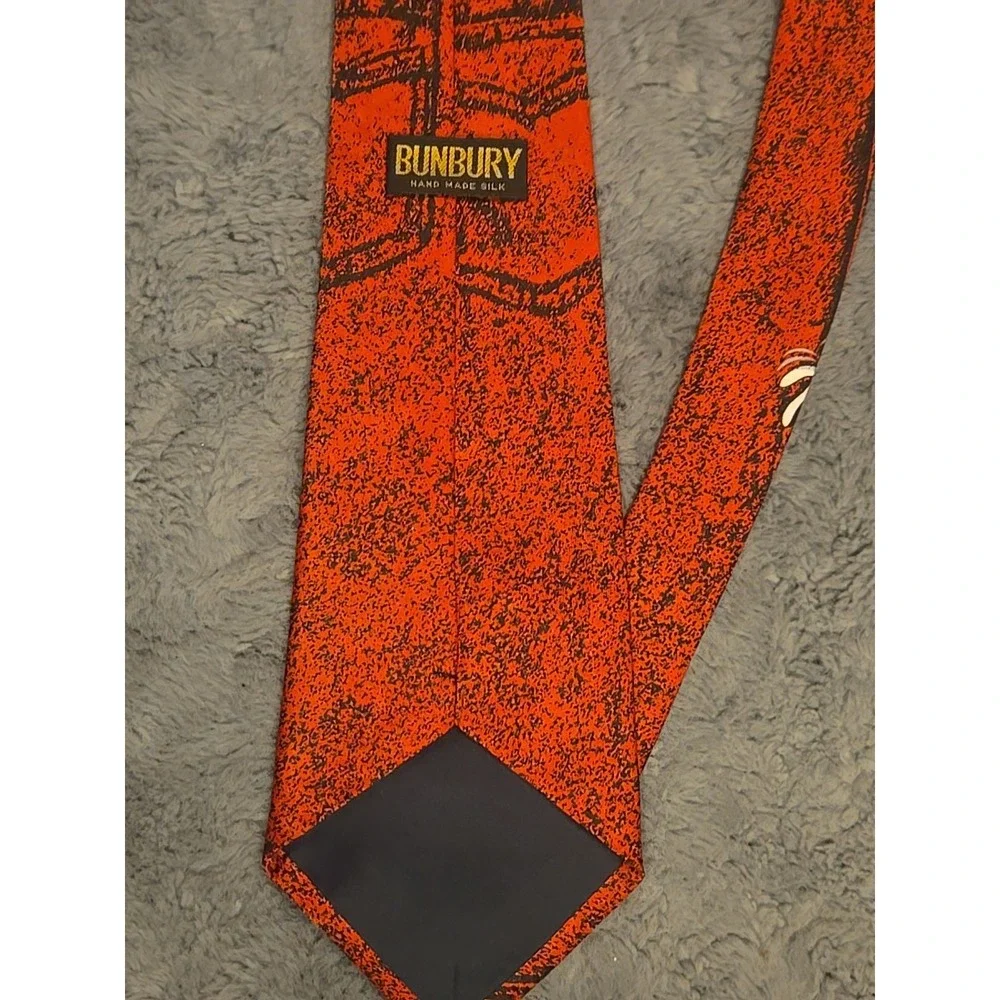 1993 Bugs Bunny Basketball Tie Looney Tunes Mania Novelty Silk 90s
